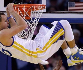 体育竞猜网站-VAR再陷争议，贝林厄姆对阵国安裁判判点，技术与人性如何平衡？VAR争议再现！贝林厄姆获点球背后，技术判罚与裁判人性如何取舍？